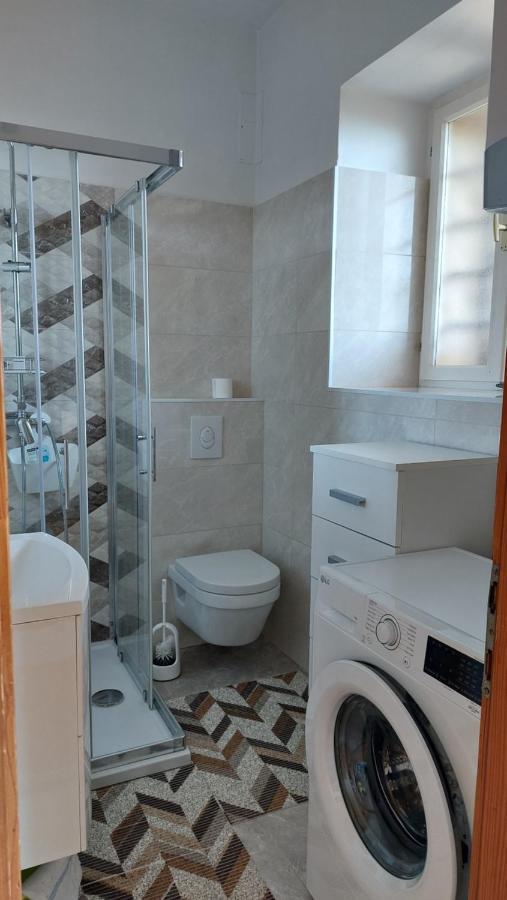 Apartment Tacoma Vrsar Eksteriør billede